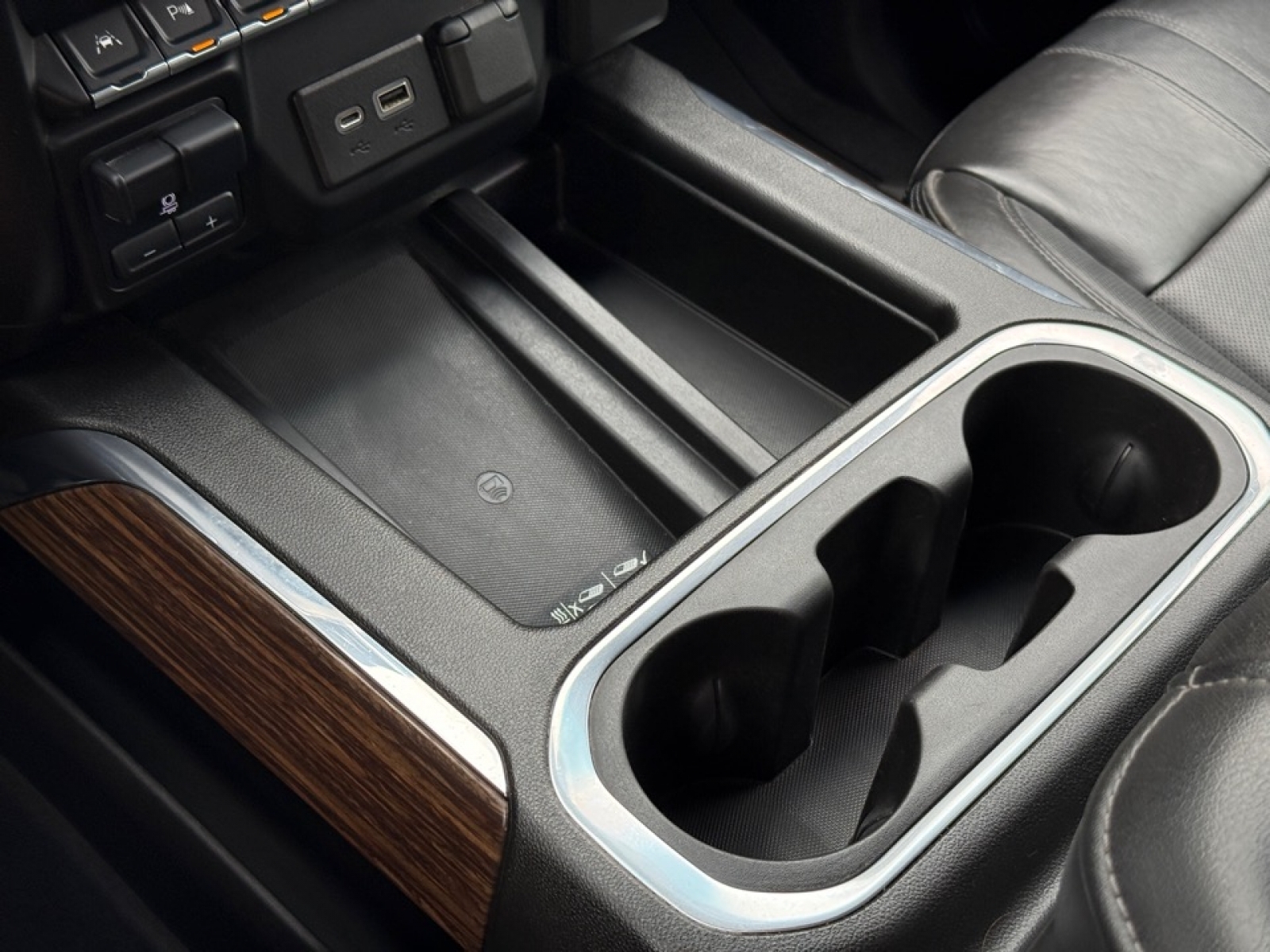 2021 Chevrolet Silverado 1500 High Country, 39634, Photo