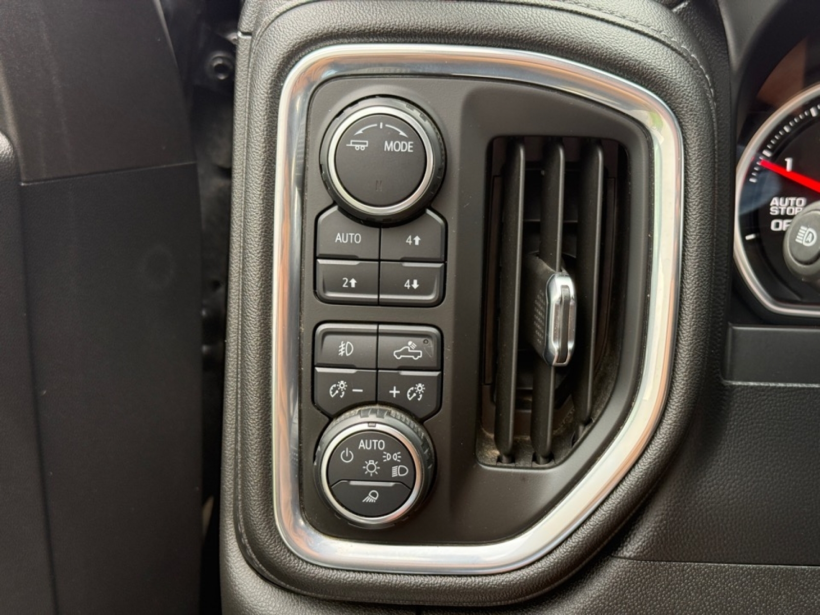 2021 Chevrolet Silverado 1500 High Country, 39634, Photo