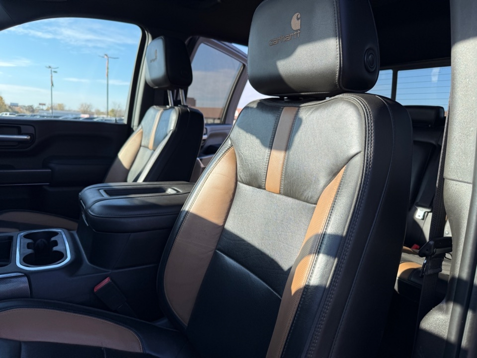 2021 Chevrolet Silverado 2500HD 4WD Crew Cab Standard Bed LTZ, 39023, Photo