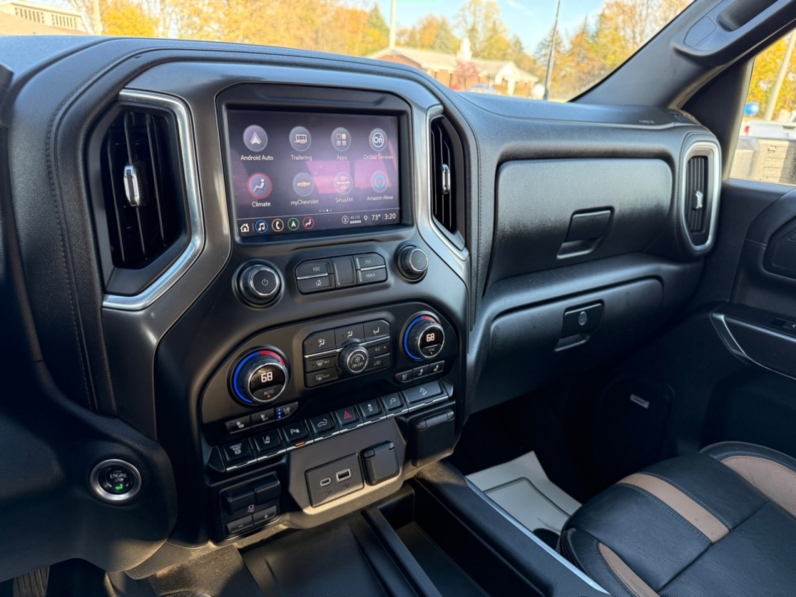 2021 Chevrolet Silverado 2500HD 4WD Crew Cab Standard Bed LTZ, 39023, Photo