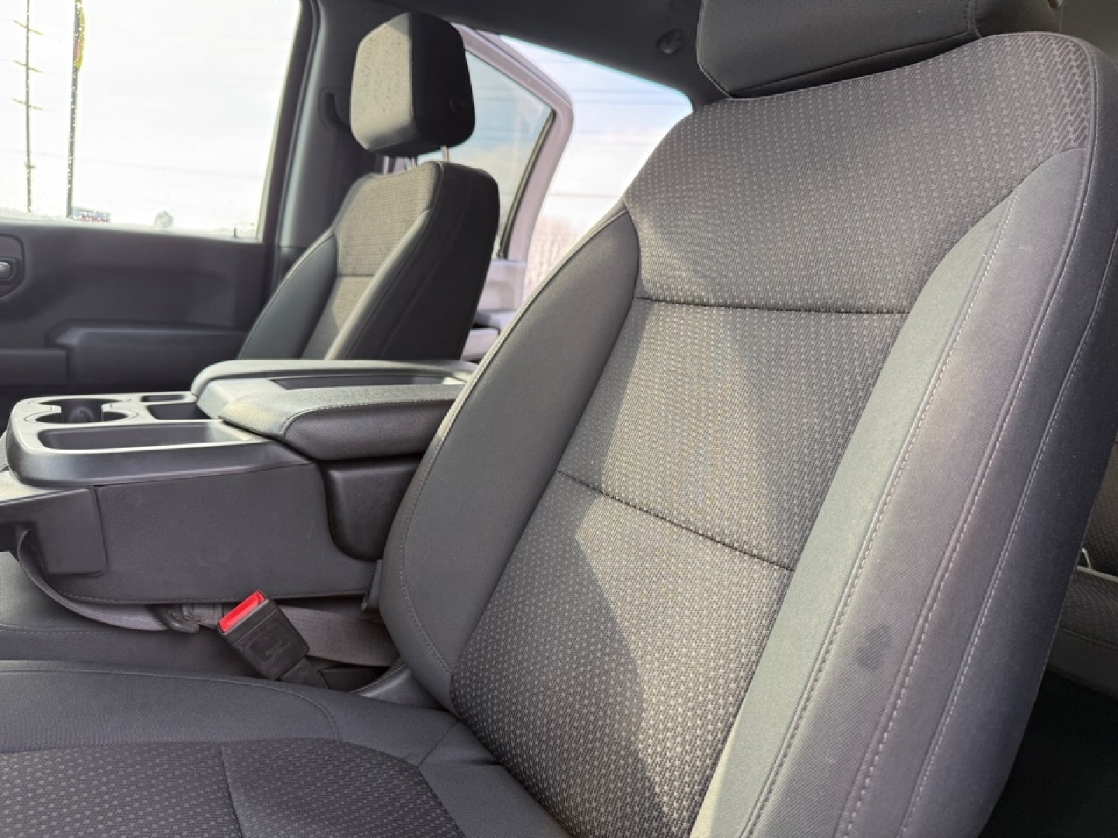 2021 Chevrolet Silverado 2500HD 4WD Crew Cab Standard Bed Custom, 39154, Photo