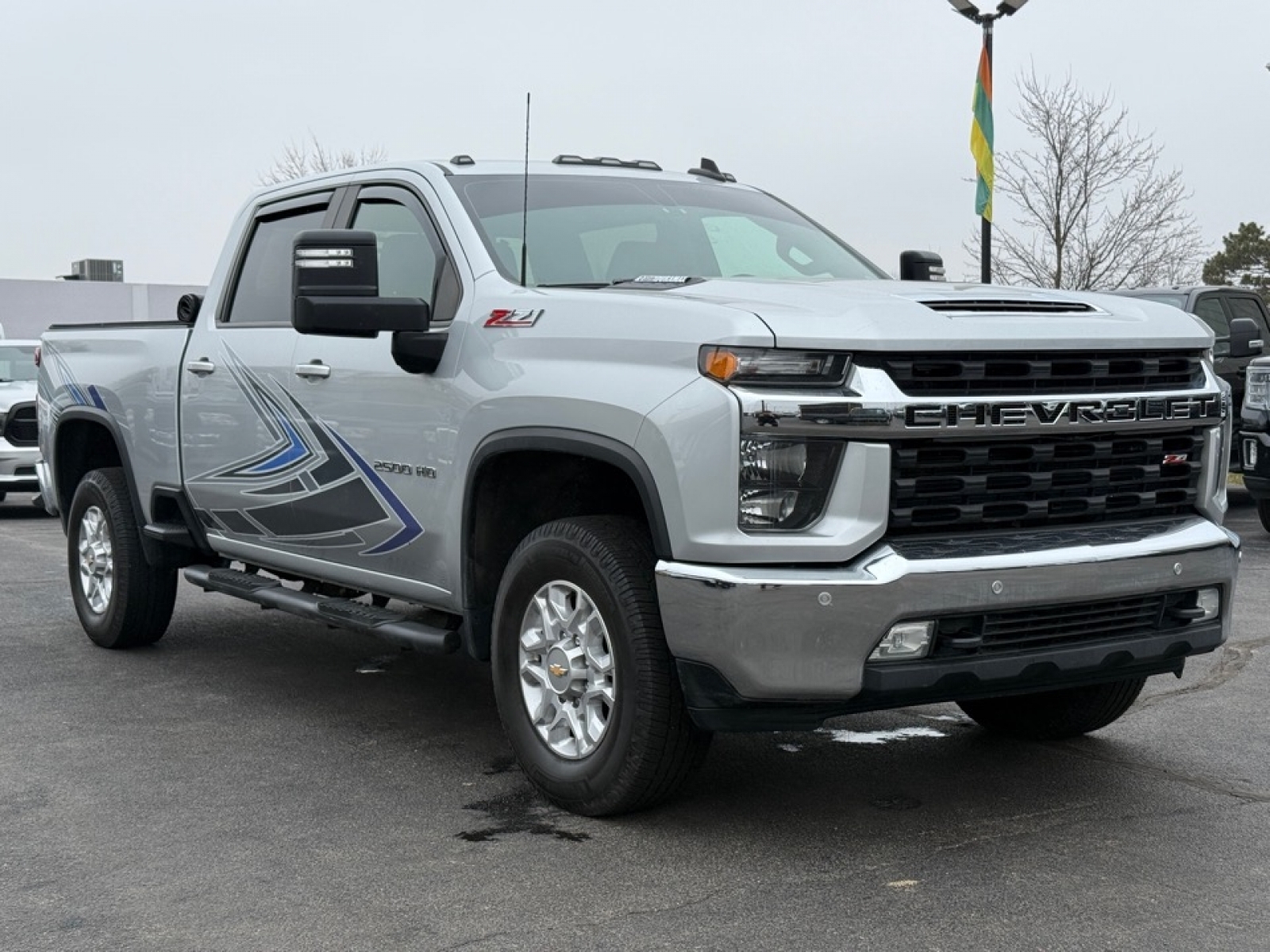2021 Chevrolet Silverado 2500HD 4WD Crew Cab Standard Bed LT, 39524A, Photo