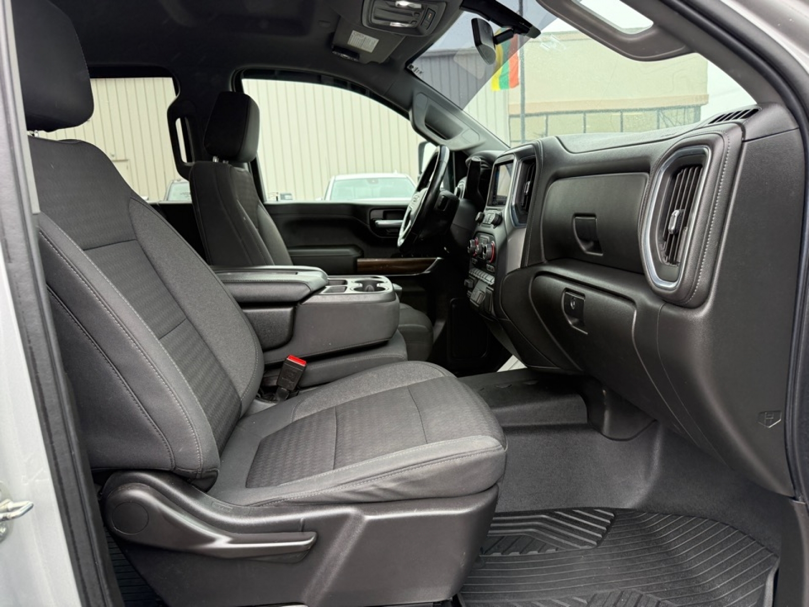 2021 Chevrolet Silverado 2500HD 4WD Crew Cab Standard Bed LT, 39524A, Photo