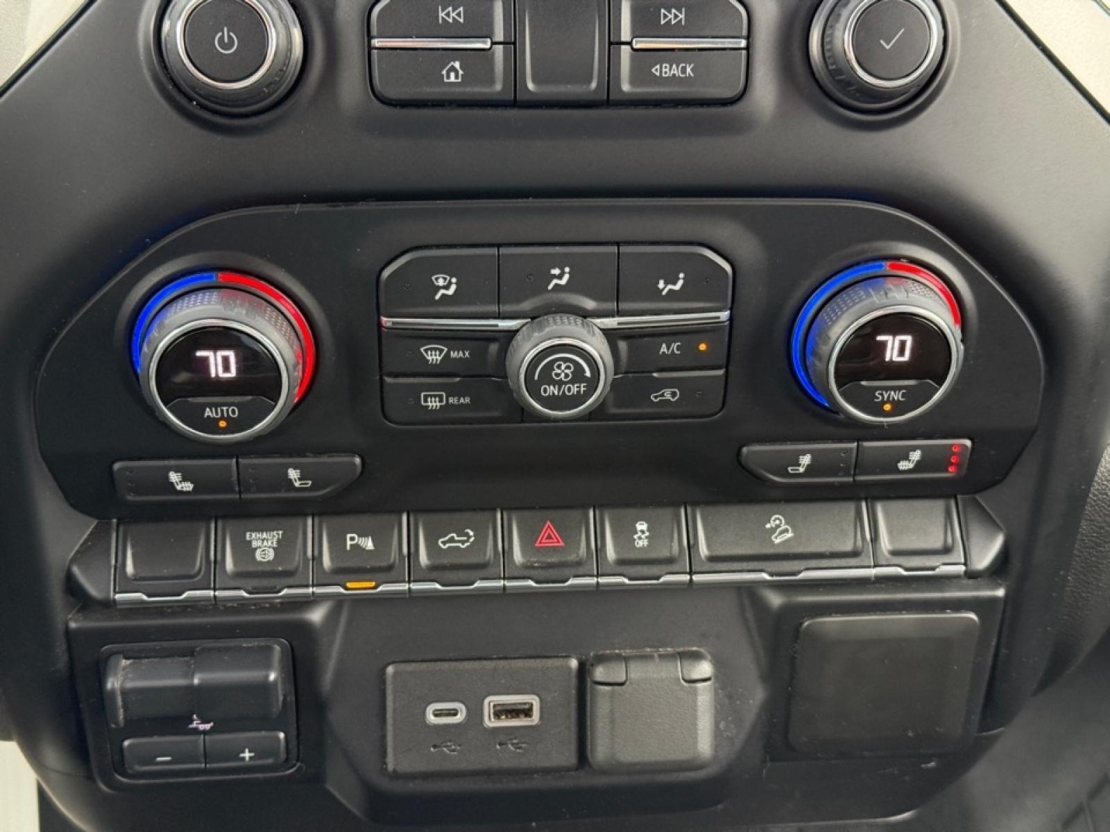 2021 Chevrolet Silverado 2500HD 4WD Crew Cab Standard Bed LT, 39524A, Photo