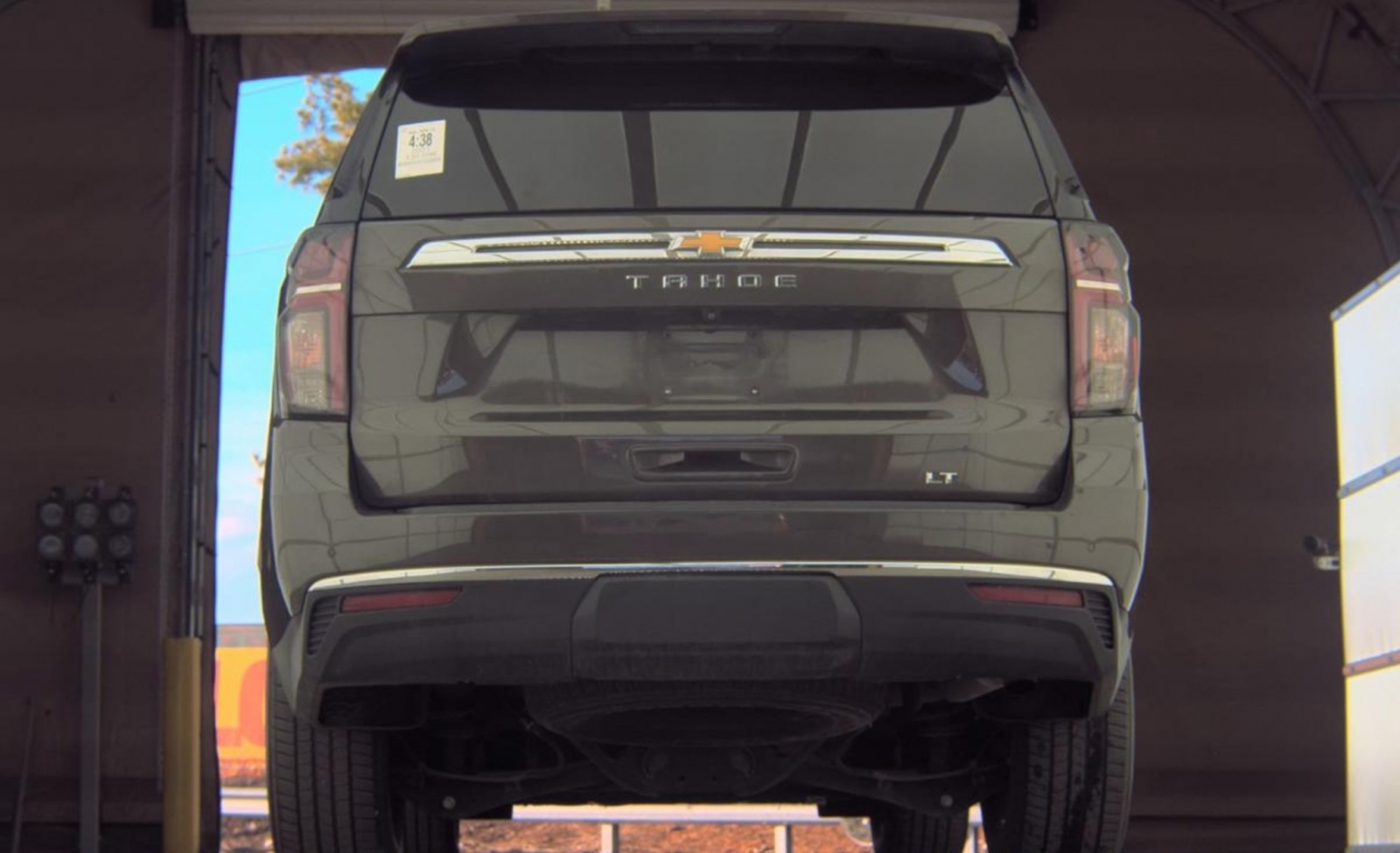 2021 Chevrolet Tahoe 4WD LT, 39734, Photo