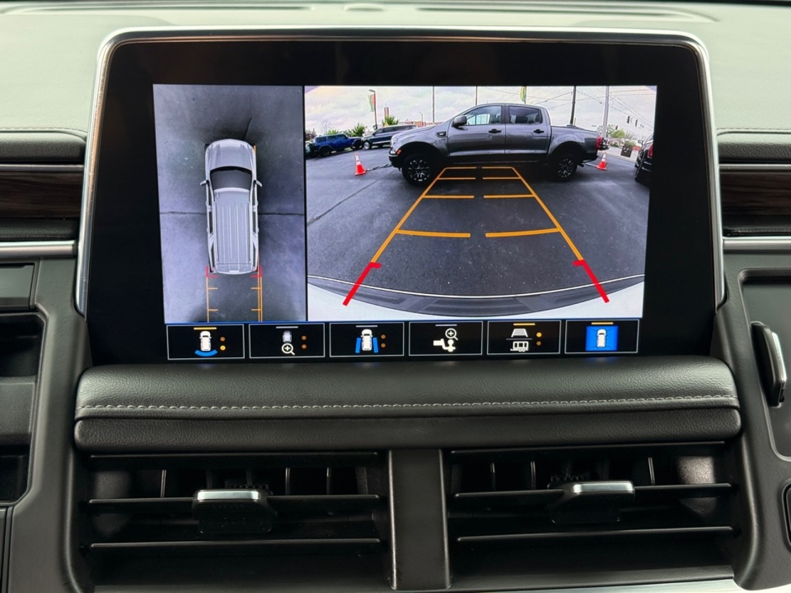 2021 Chevrolet Tahoe 4WD Z71, 39791, Photo