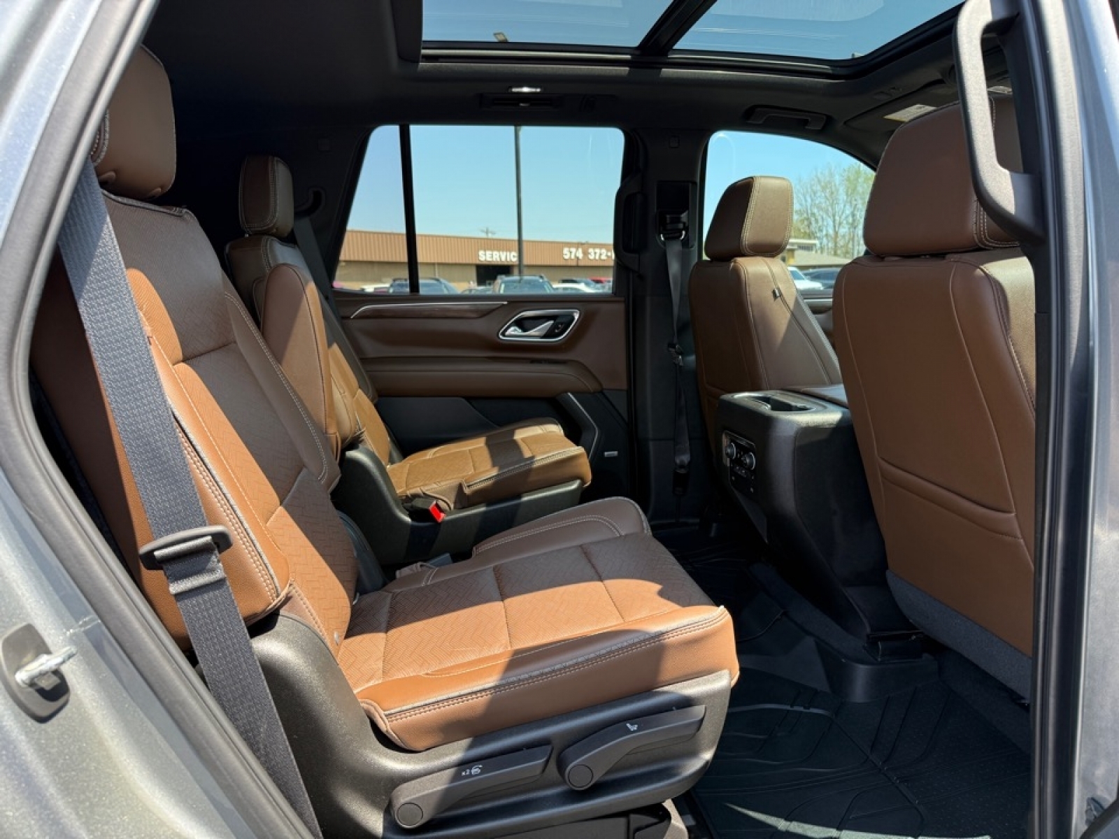2021 Chevrolet Tahoe High Country, 39900, Photo