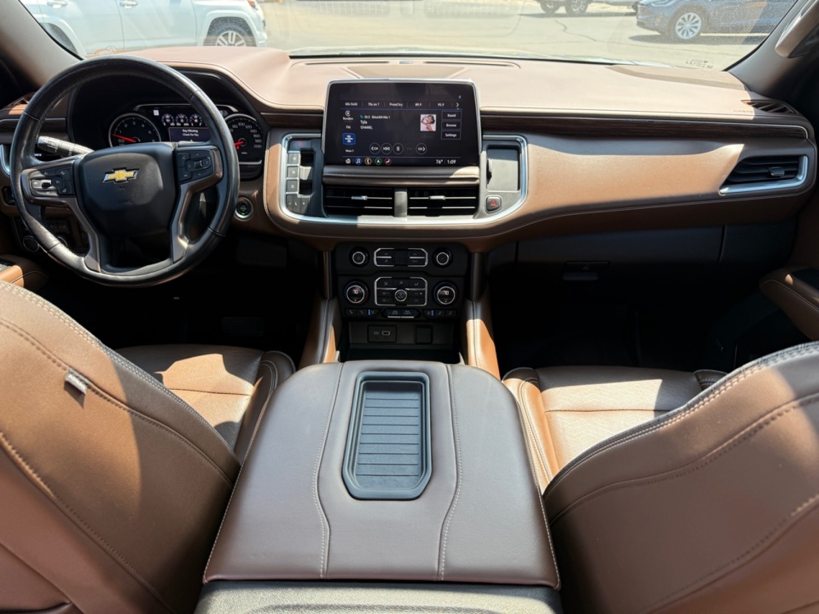 2021 Chevrolet Tahoe High Country, 39900, Photo