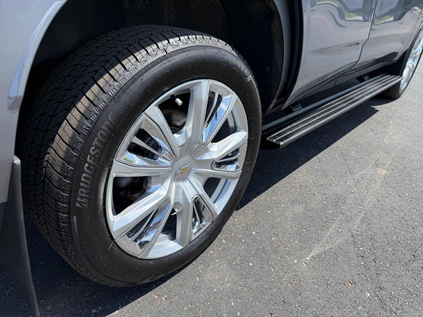 2021 Chevrolet Tahoe High Country, 39900, Photo