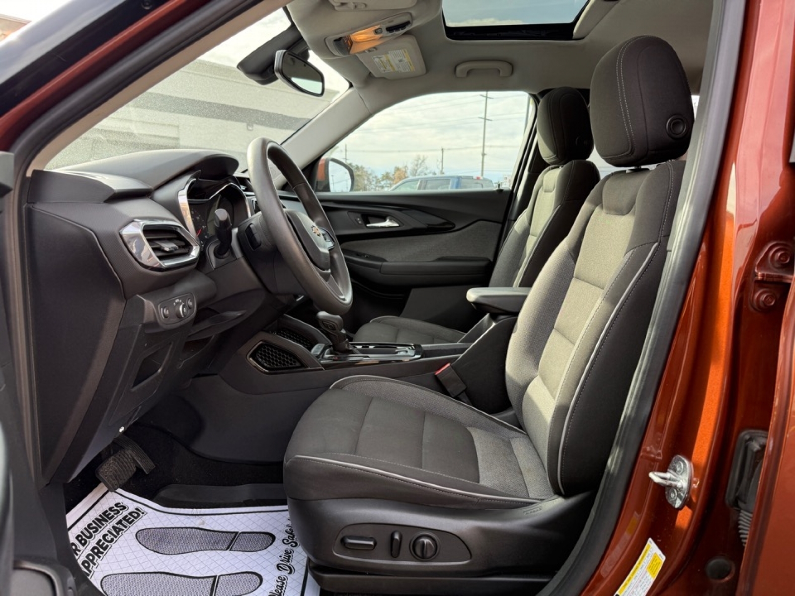 2021 Chevrolet Trailblazer FWD LT, 39297, Photo