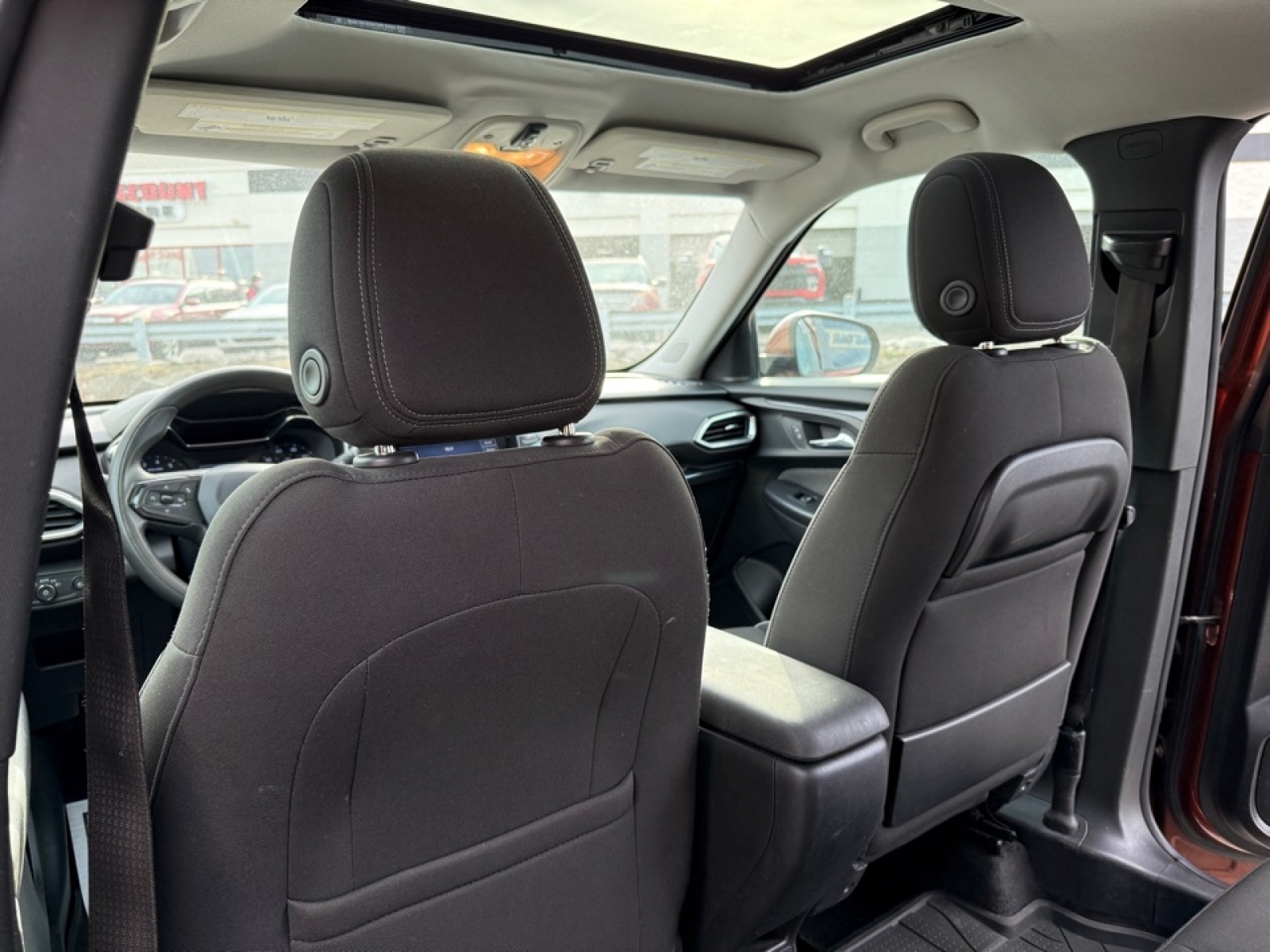 2021 Chevrolet Trailblazer FWD LT, 39297, Photo