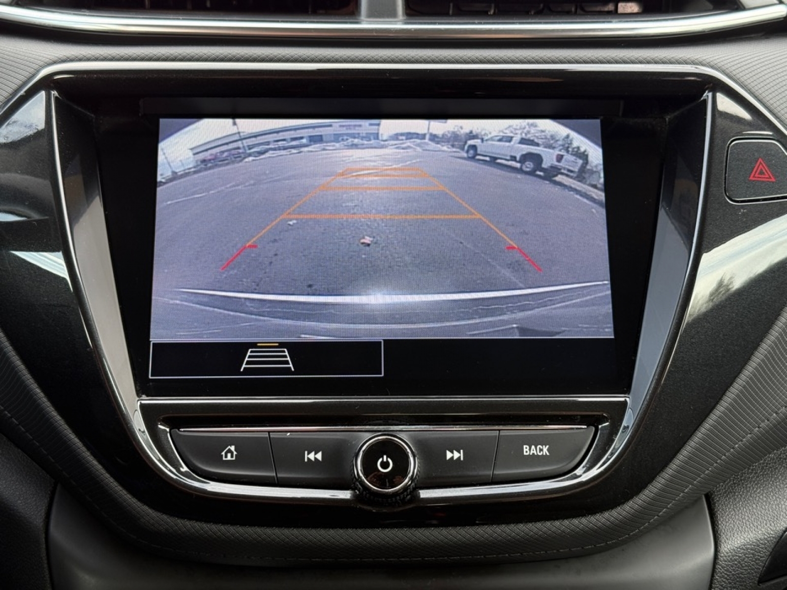 2021 Chevrolet Trailblazer FWD LT, 39297, Photo