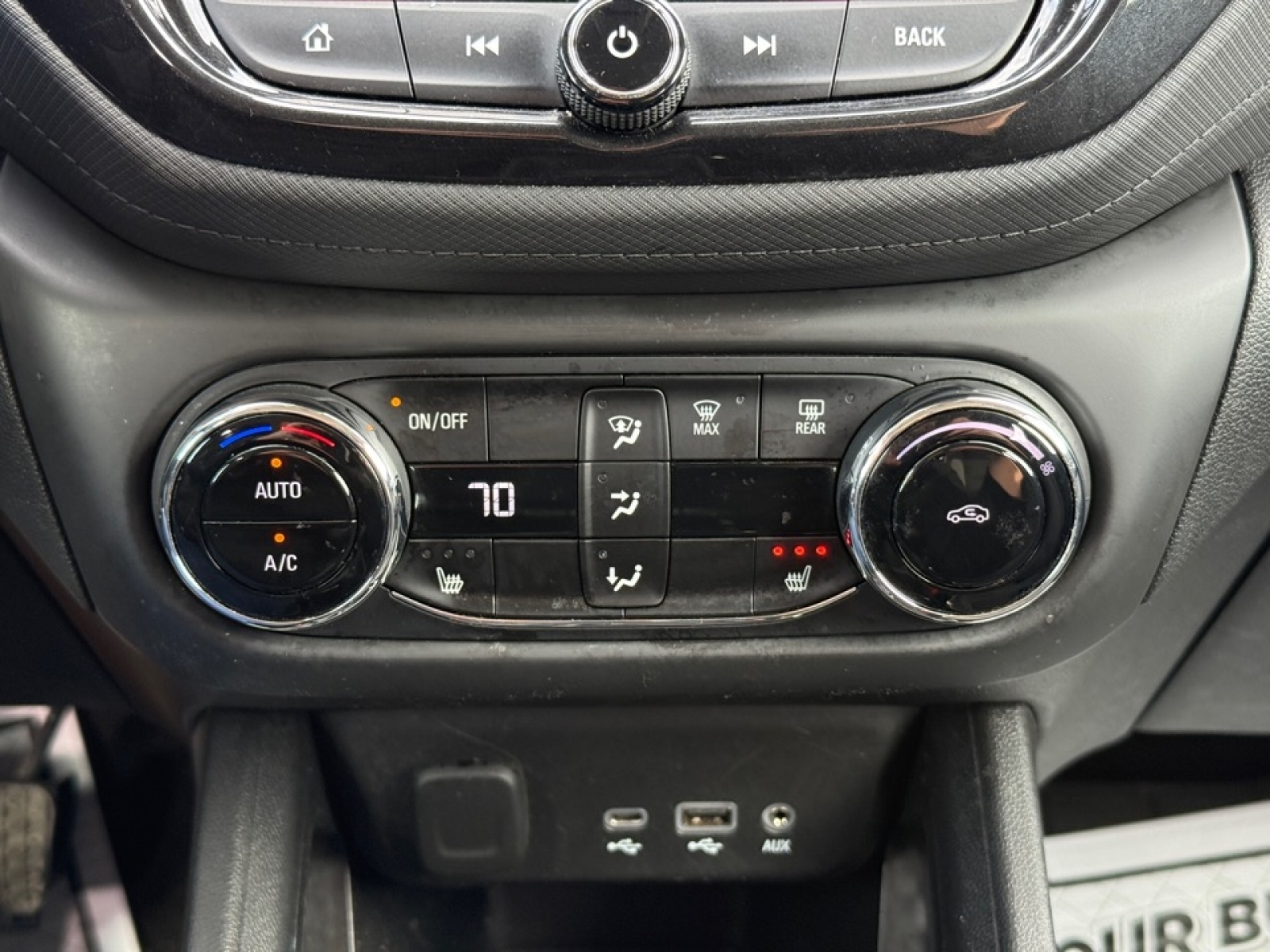 2021 Chevrolet Trailblazer FWD LT, 39297, Photo