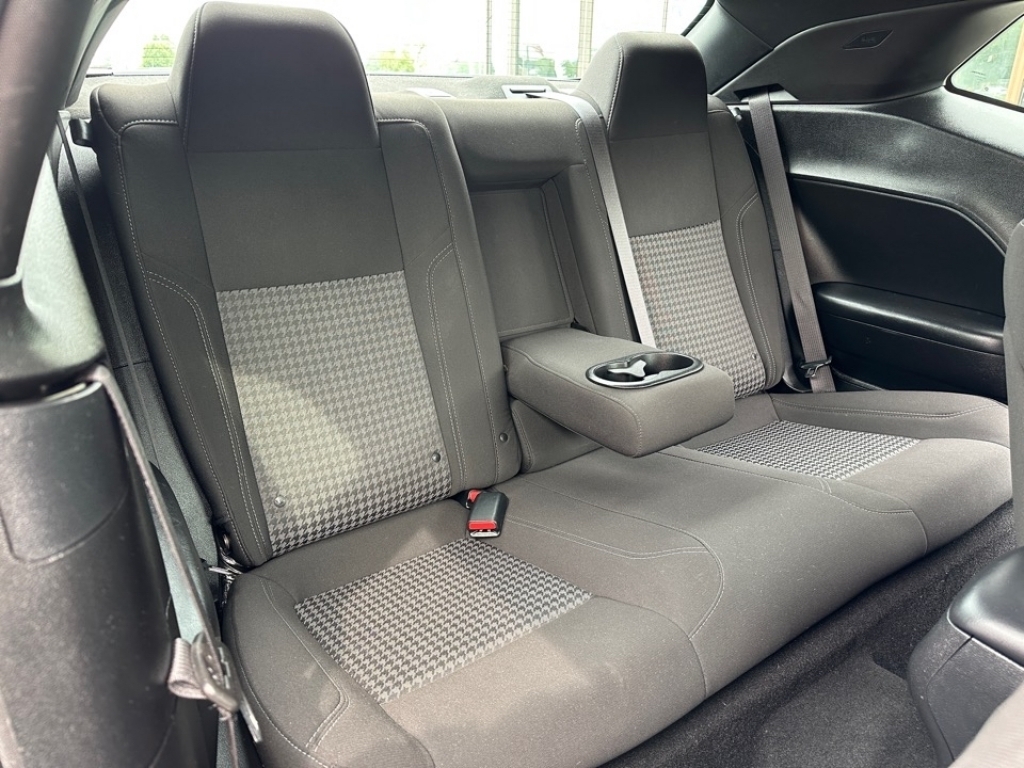 2021 Dodge Challenger SXT photo 12
