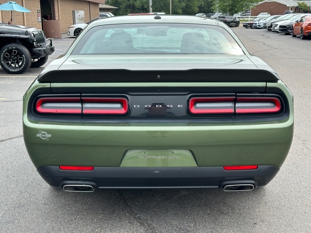 2021 Dodge Challenger SXT photo 7