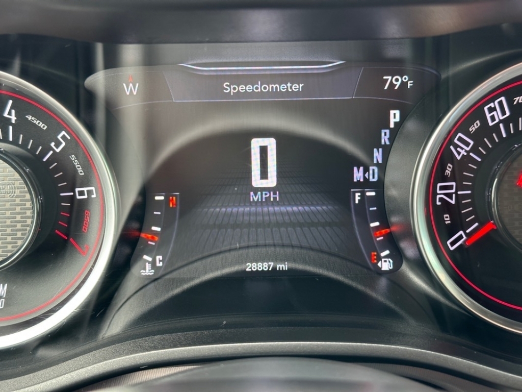 2021 Dodge Challenger SXT photo 17