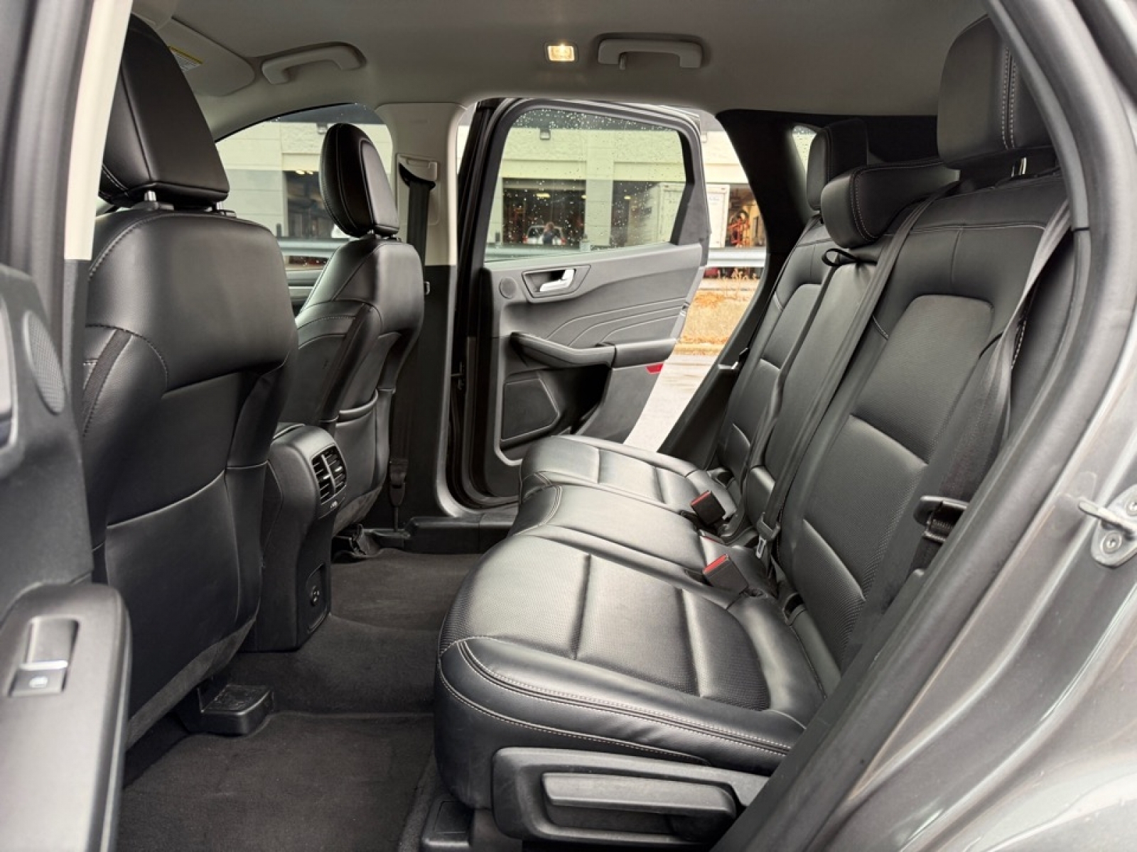 2021 Ford Escape Titanium Hybrid, 39206, Photo