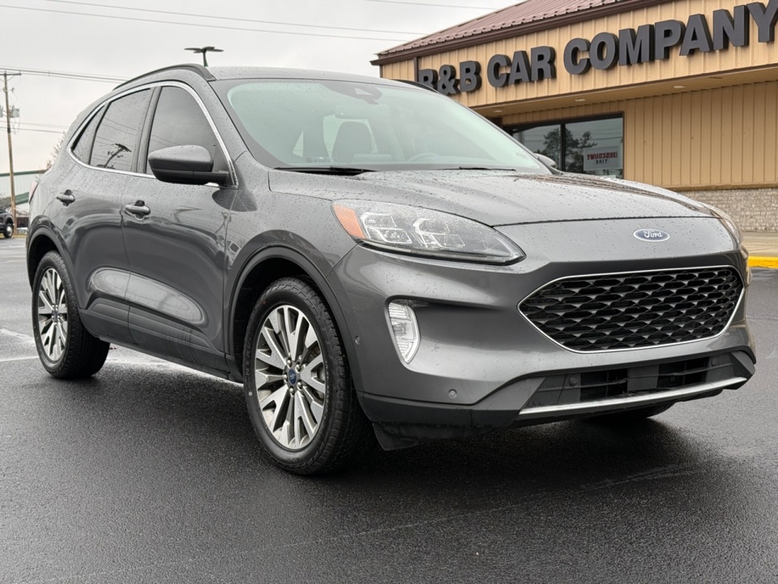 2021 Ford Escape Titanium Hybrid, 39206, Photo