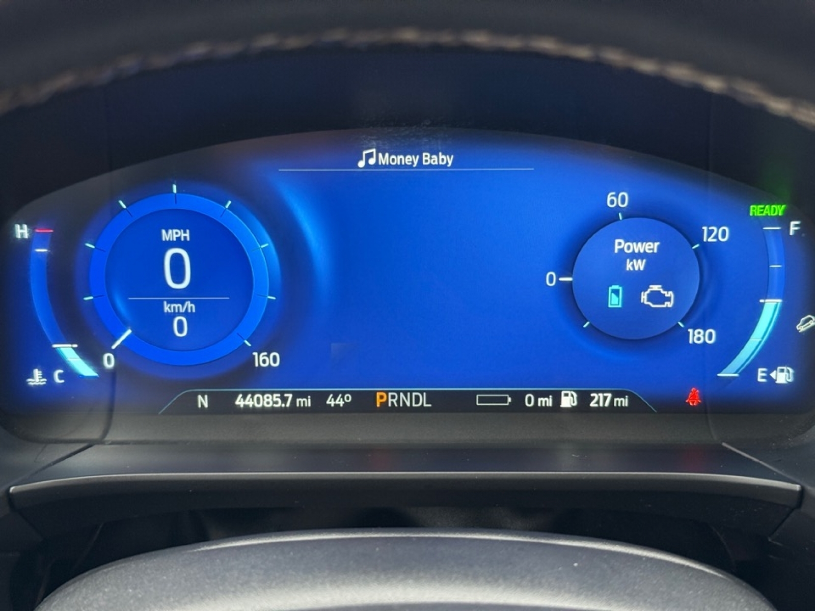 2021 Ford Escape PHEV Titanium, 39204, Photo