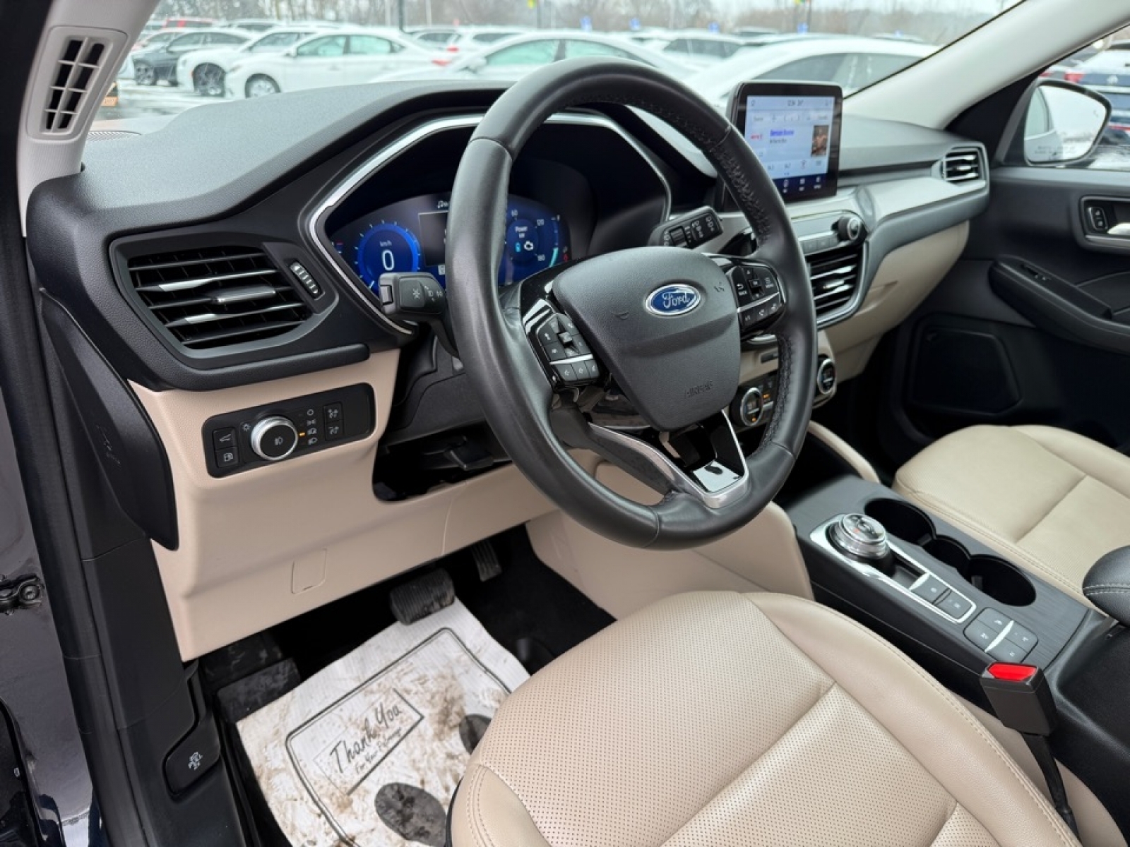 2021 Ford Escape PHEV Titanium, 39465, Photo