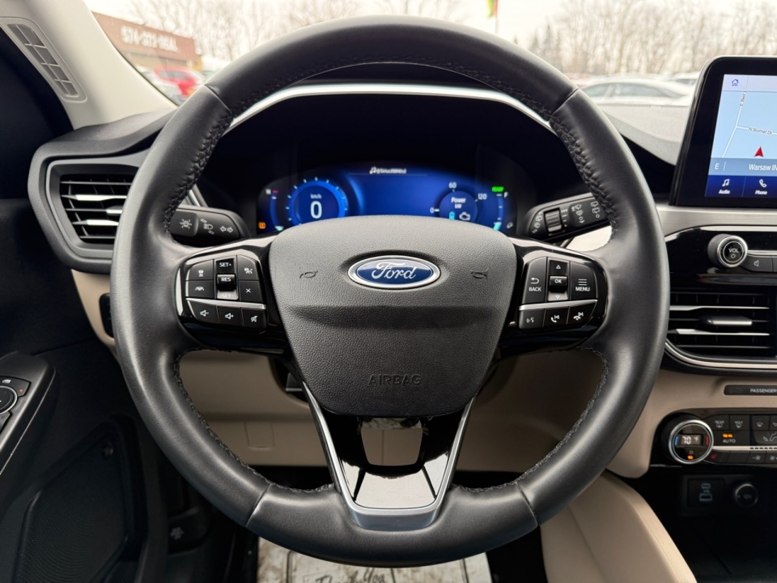 2021 Ford Escape PHEV Titanium, 39465, Photo
