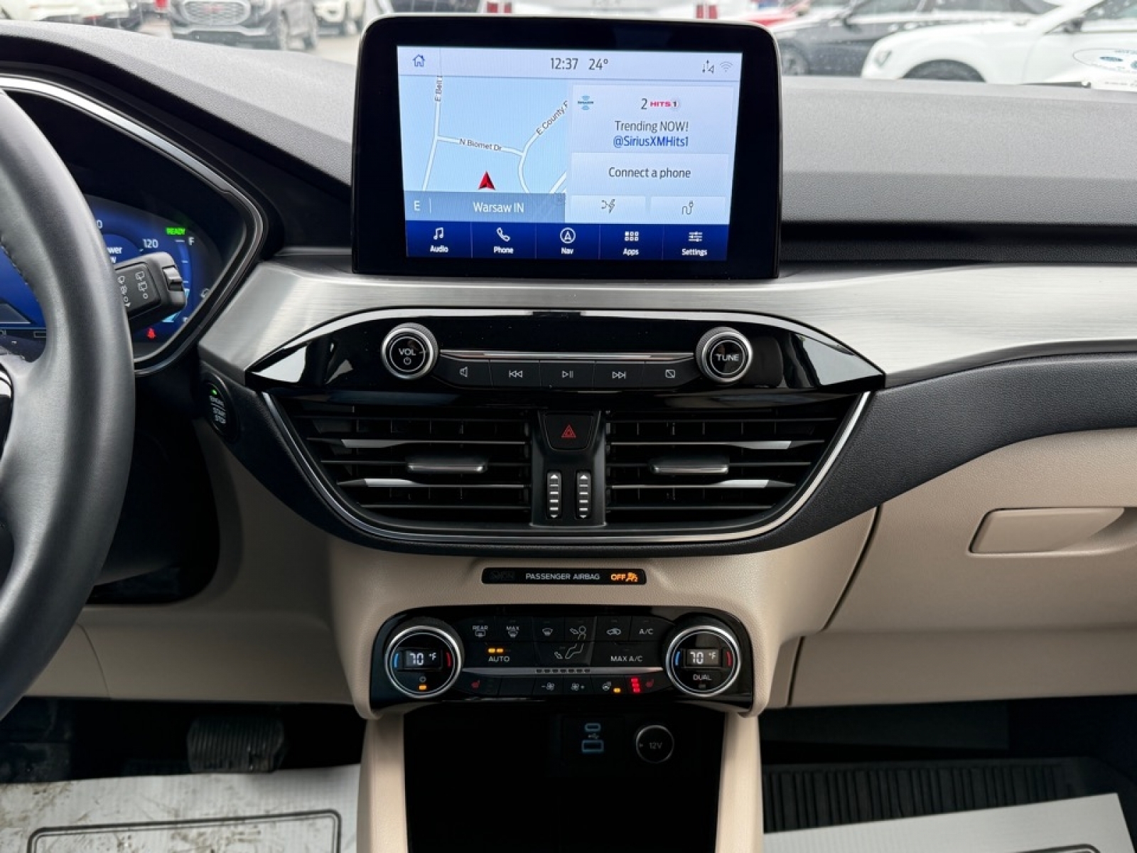 2021 Ford Escape PHEV Titanium, 39465, Photo