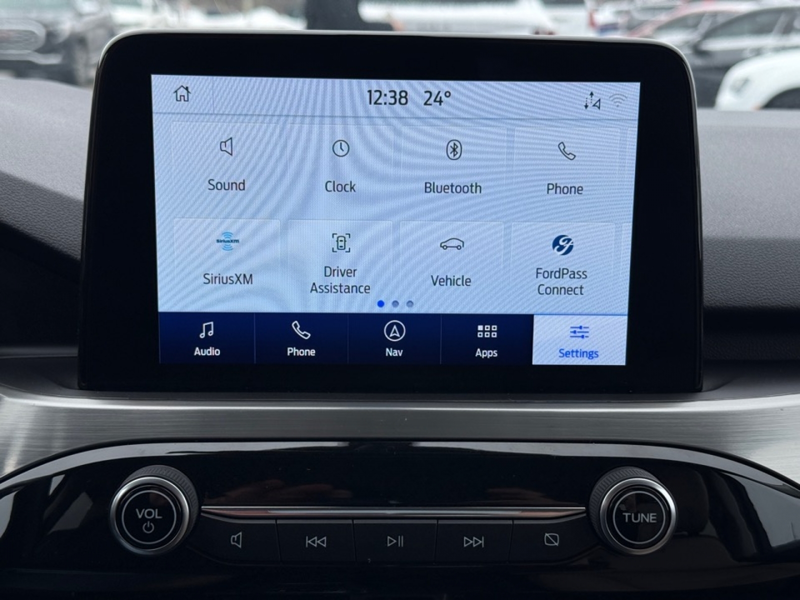 2021 Ford Escape PHEV Titanium, 39465, Photo