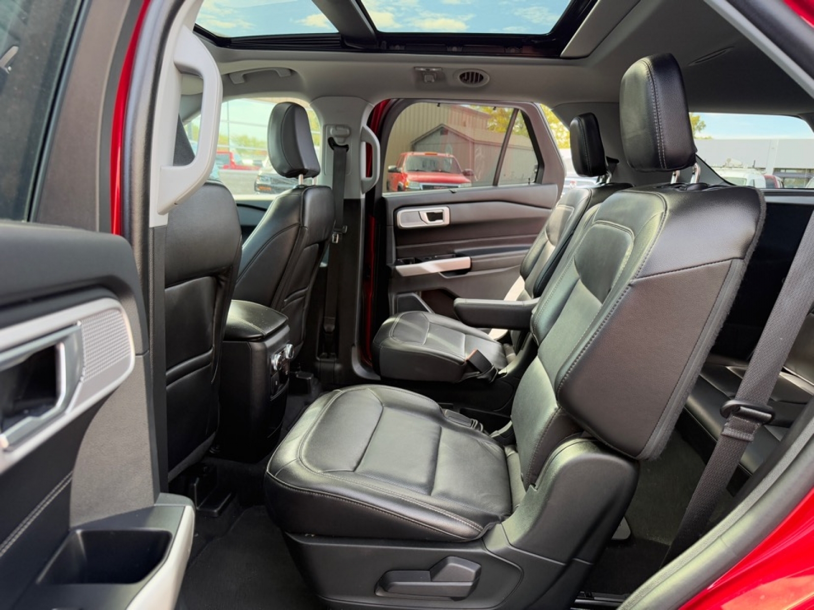 2021 Ford Explorer Limited, 39077, Photo