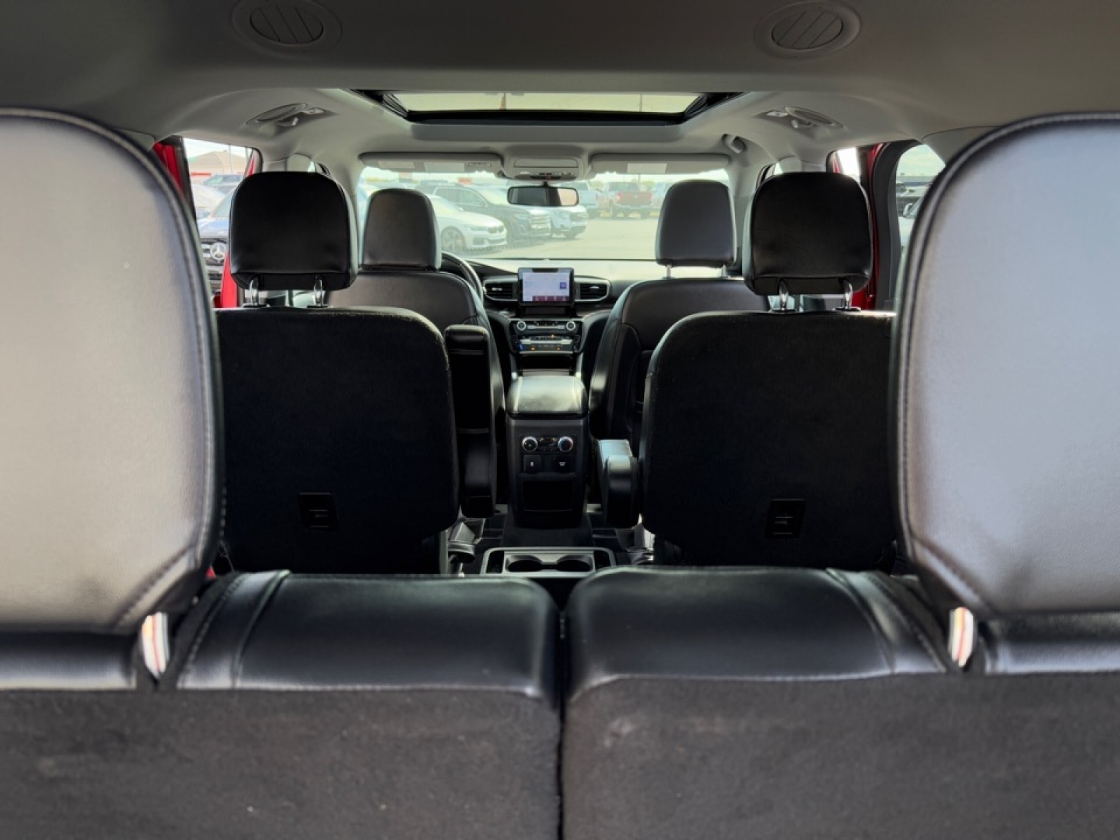 2021 Ford Explorer Limited, 39077, Photo