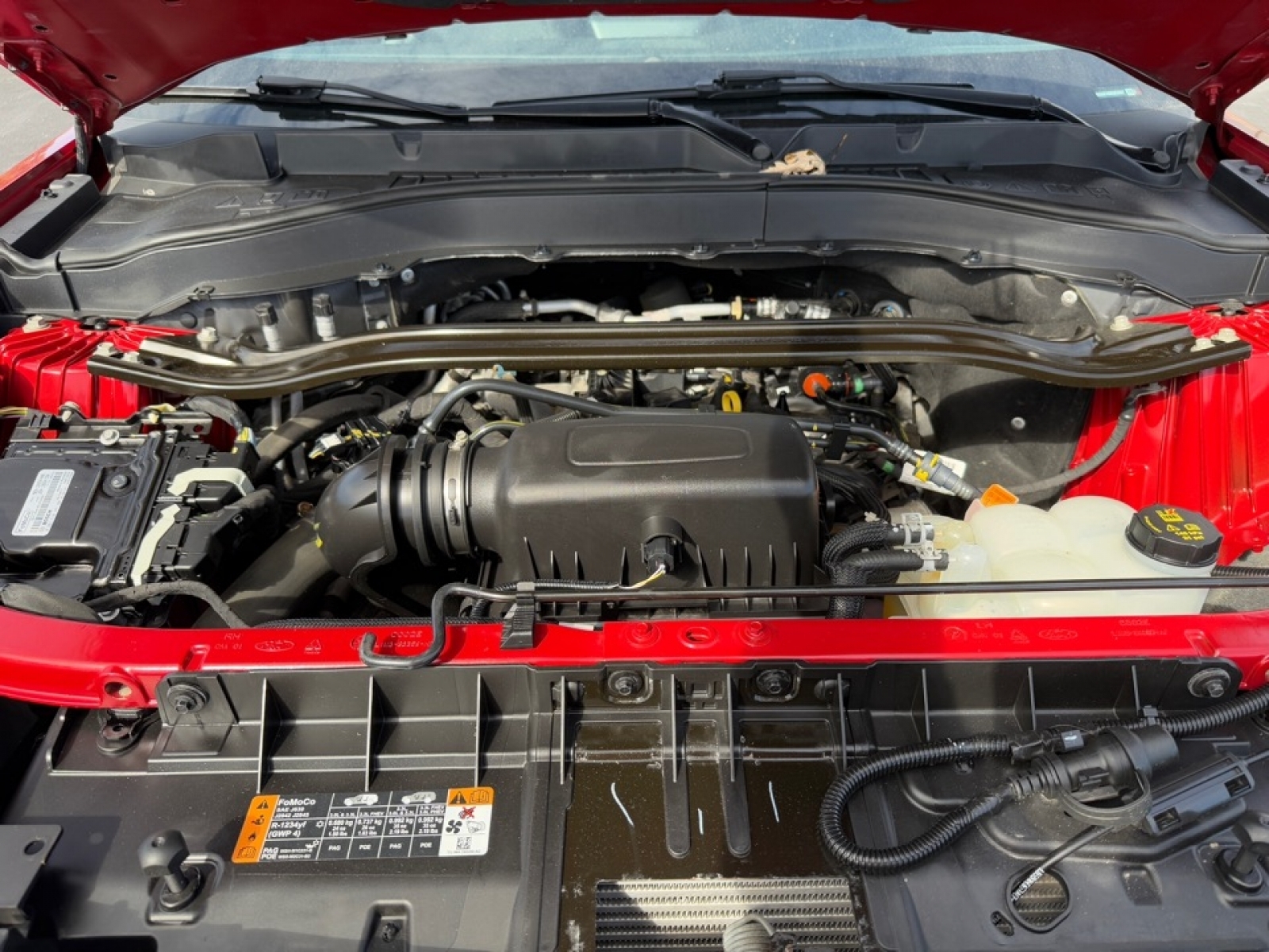 2021 Ford Explorer Limited, 39077, Photo