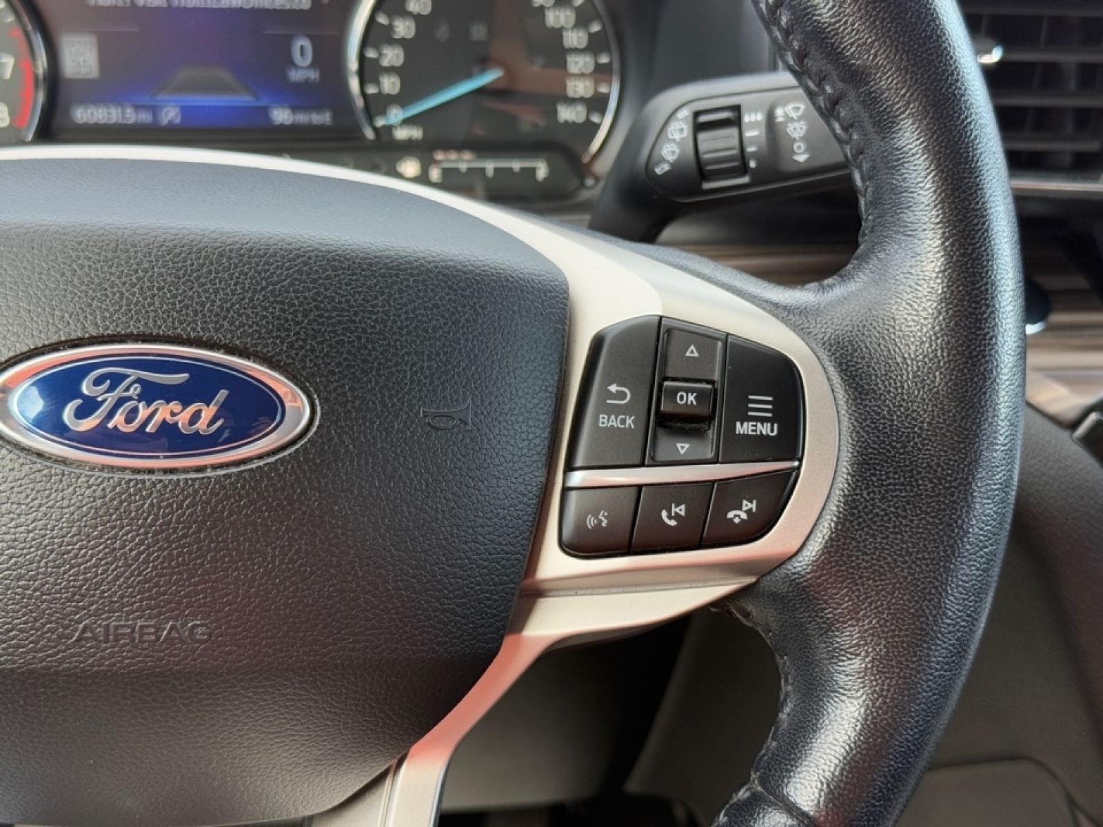 2021 Ford Explorer Limited, 39077, Photo