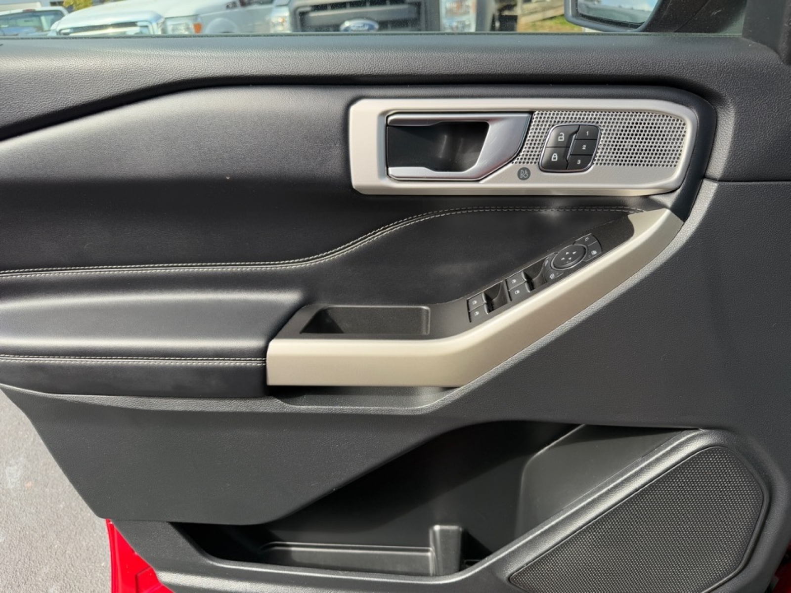 2021 Ford Explorer Limited, 39077, Photo