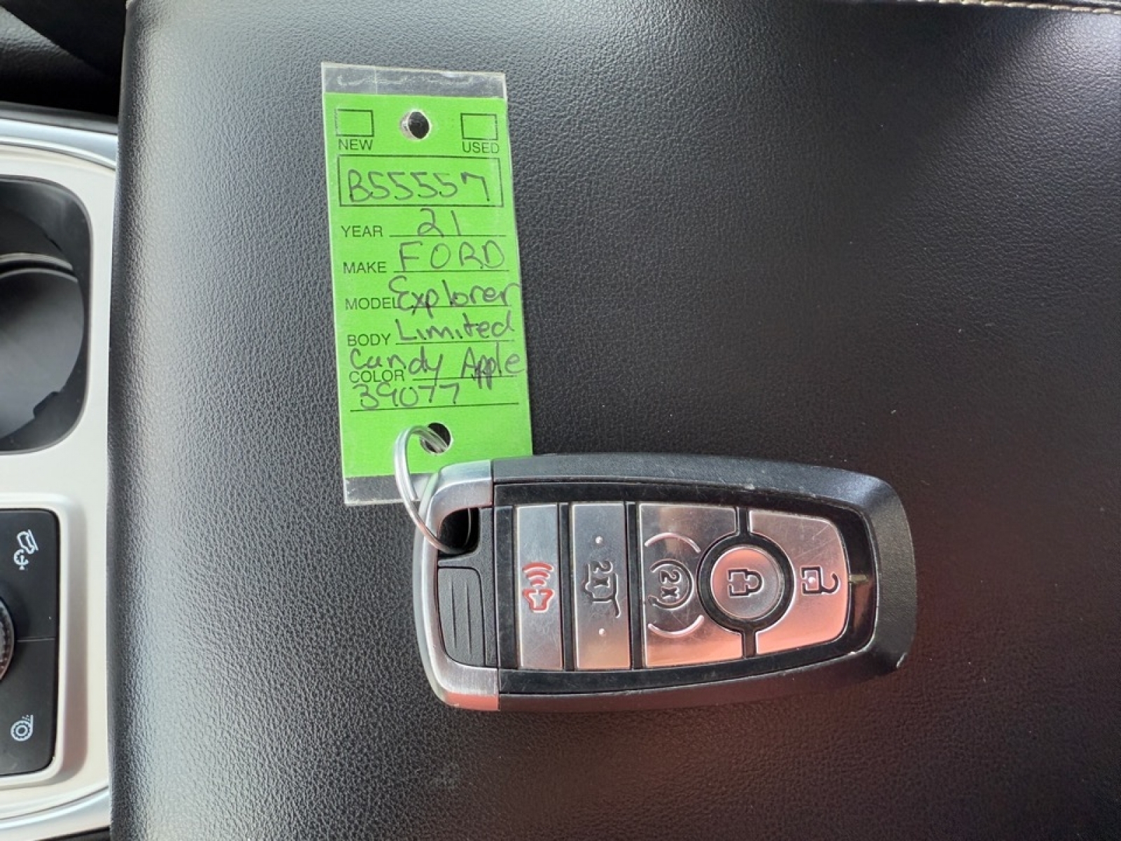 2021 Ford Explorer Limited, 39077, Photo