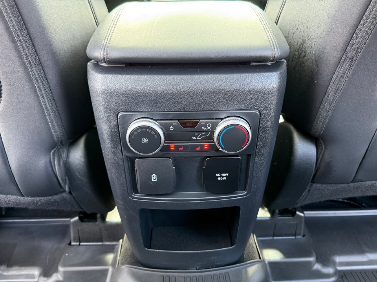 2021 Ford Explorer Platinum, 39722, Photo