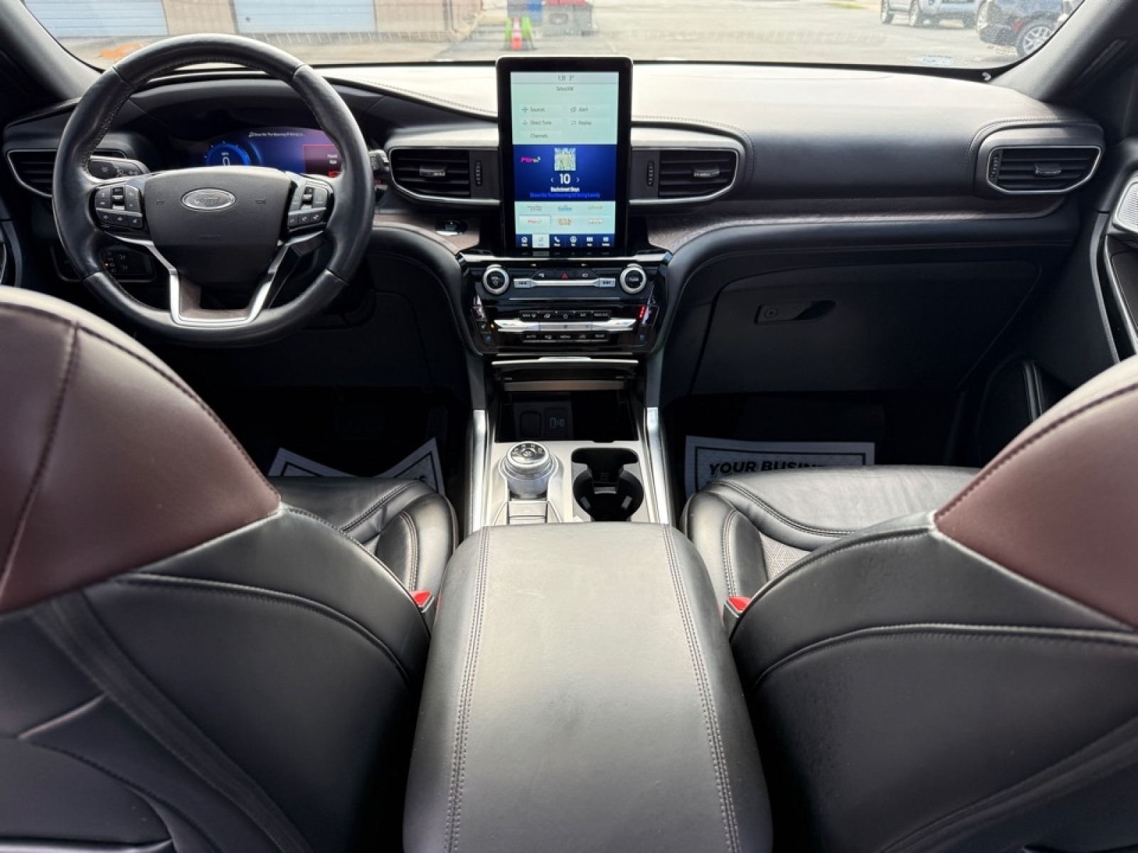 2021 Ford Explorer Platinum, 39722, Photo