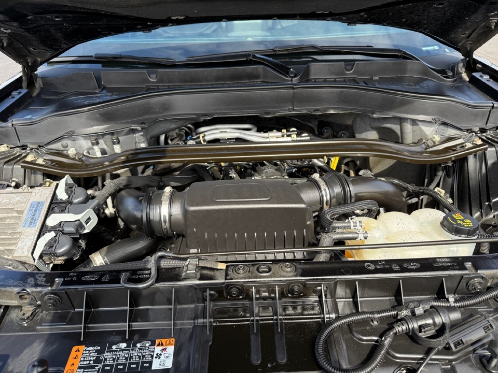 2021 Ford Explorer Platinum, 39722, Photo