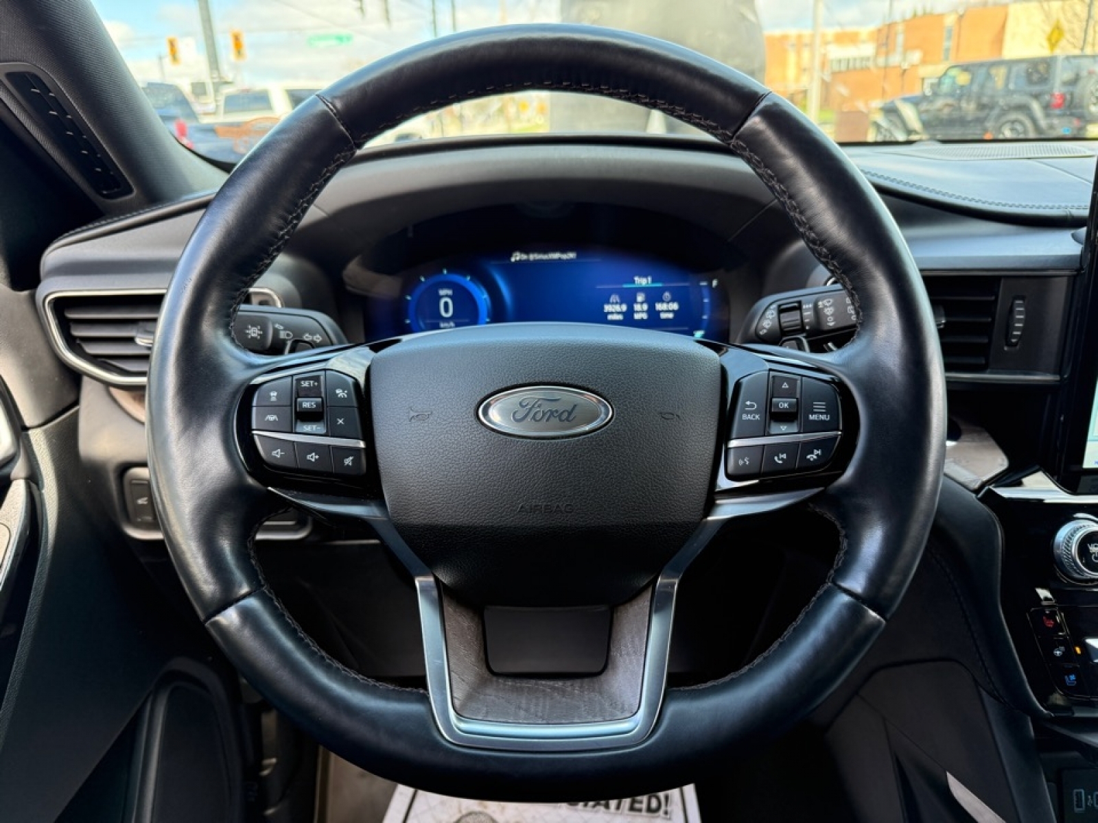 2021 Ford Explorer Platinum, 39722, Photo