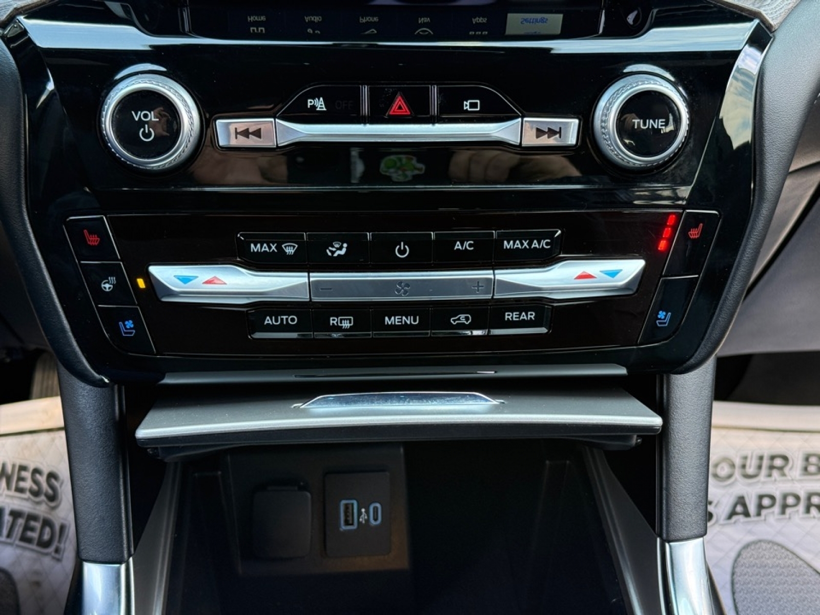 2021 Ford Explorer Platinum, 39722, Photo