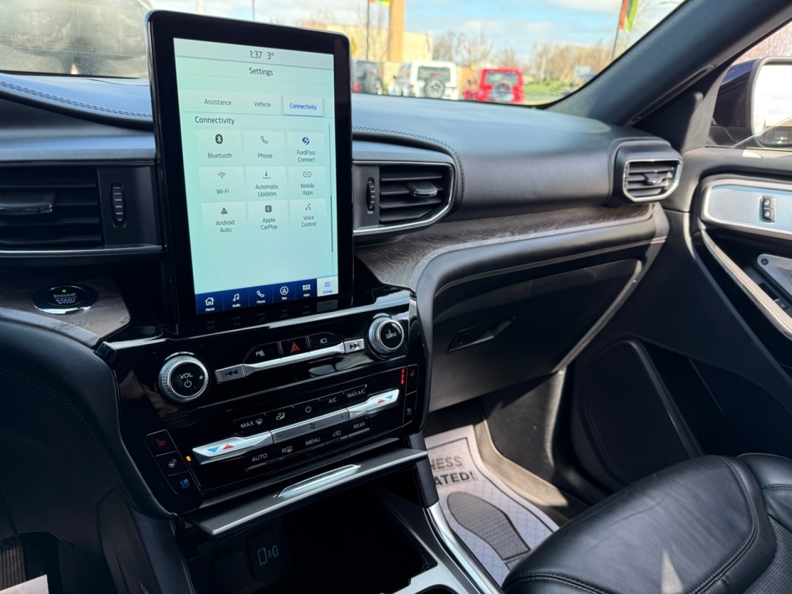 2021 Ford Explorer Platinum, 39722, Photo