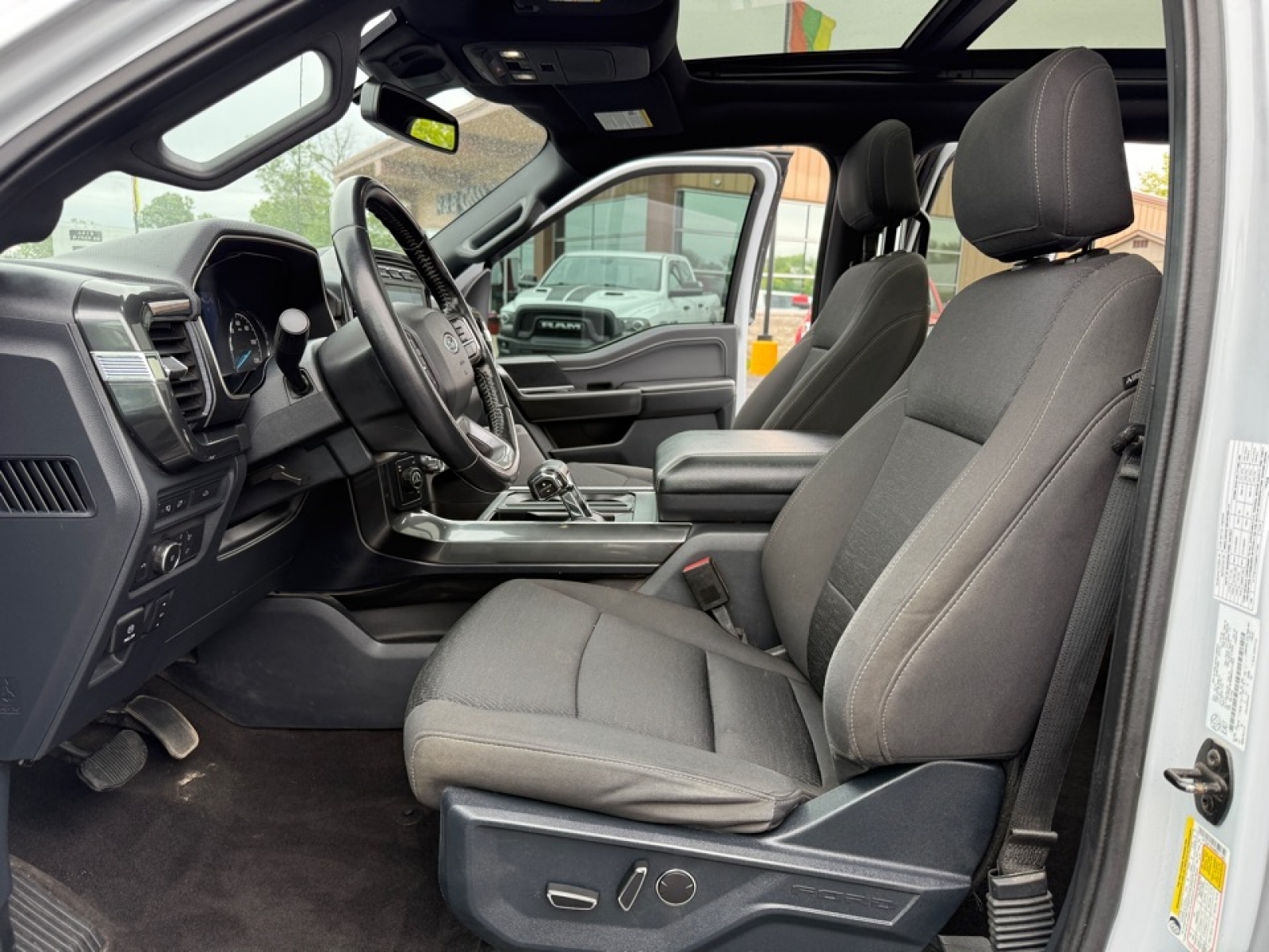 2021 Ford F-150 XLT photo 10