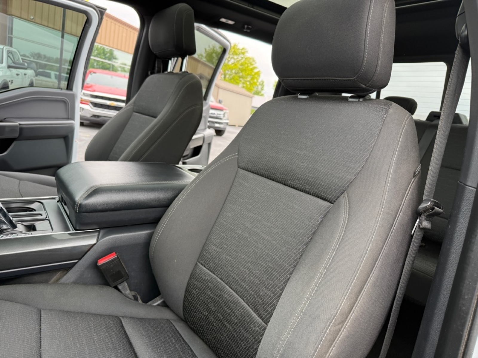 2021 Ford F-150 XLT photo 16