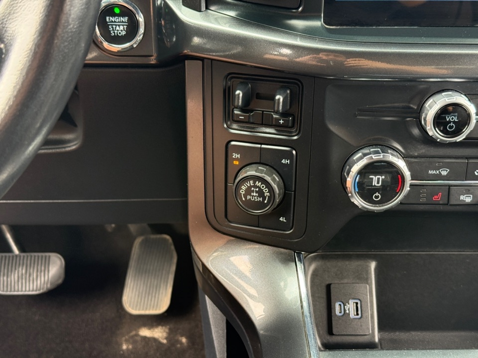 2021 Ford F-150 XLT photo 29