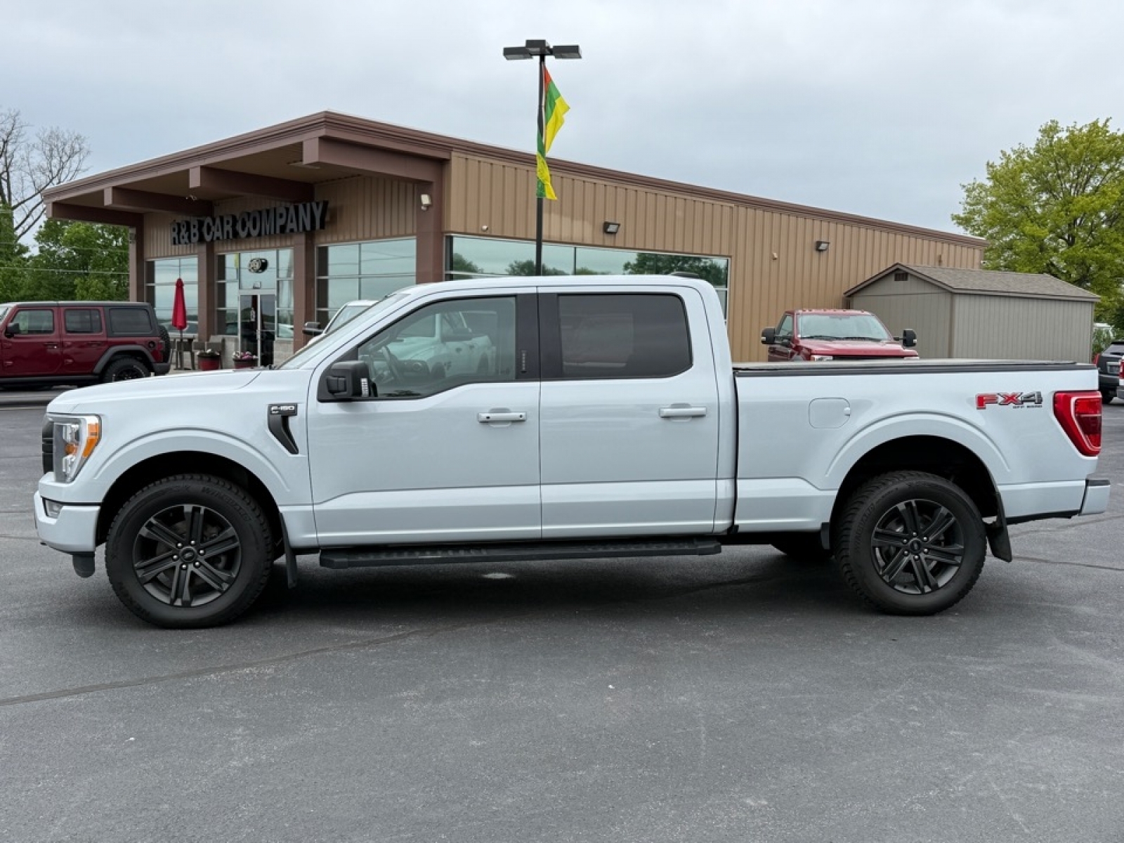 2021 Ford F-150 XLT photo 5