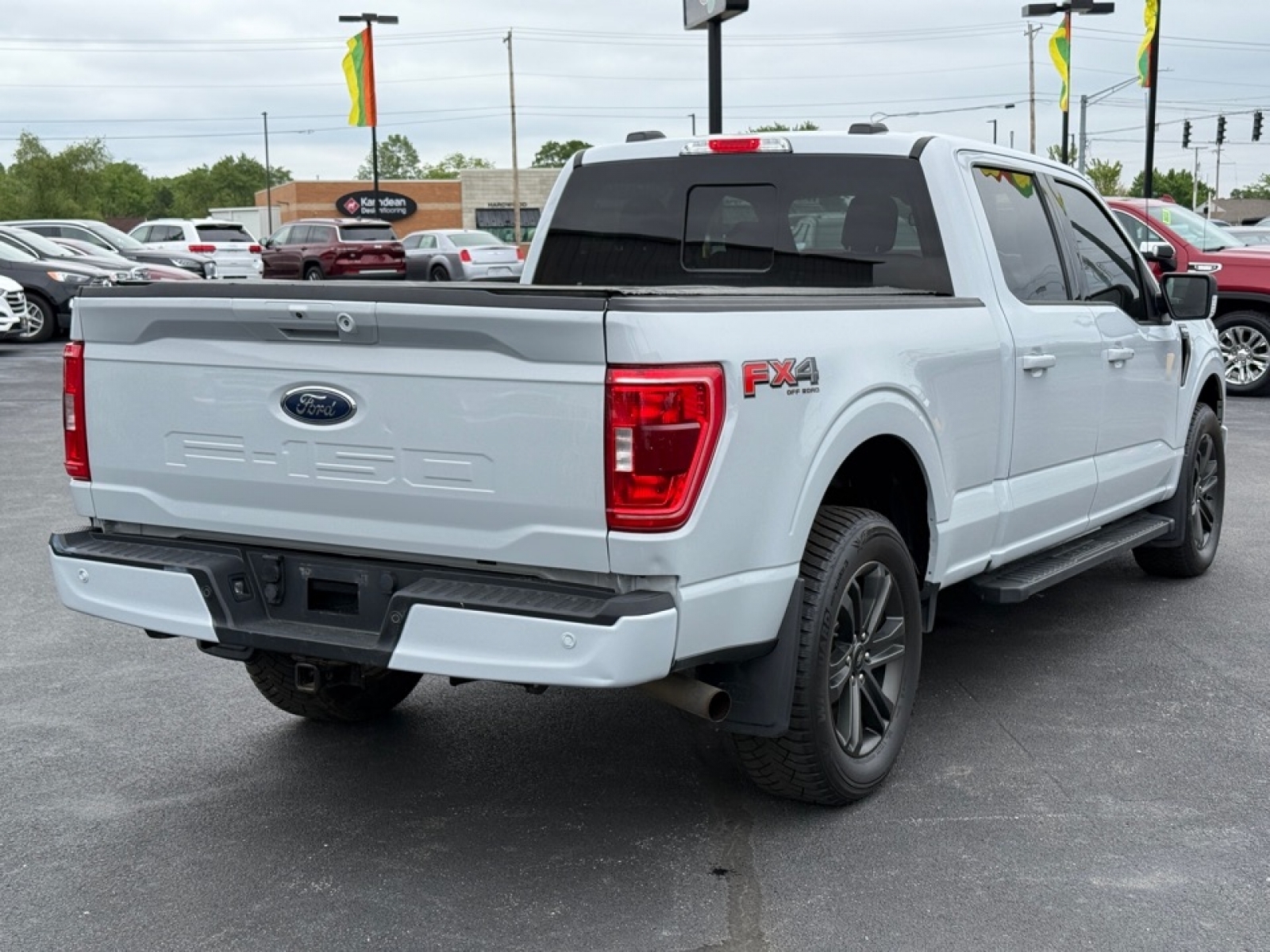 2021 Ford F-150 XLT photo 8