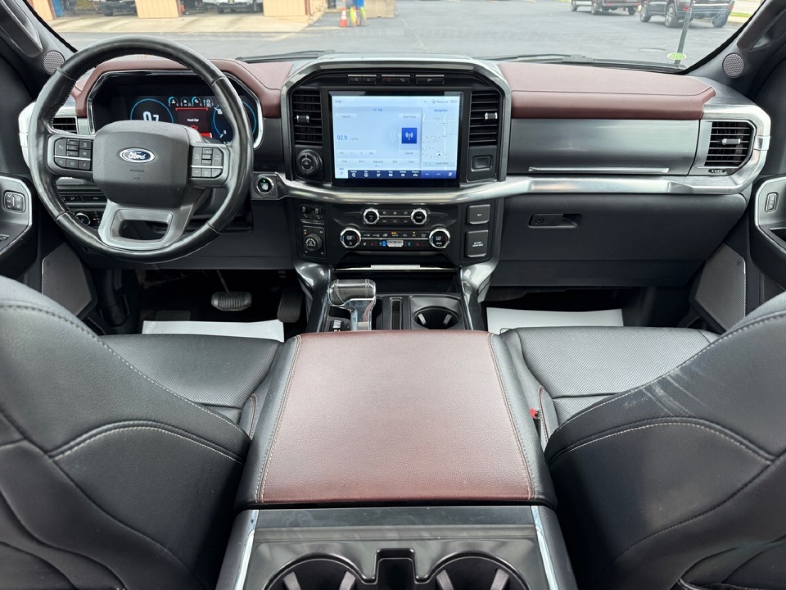 2021 Ford F-150 LARIAT, 38567, Photo