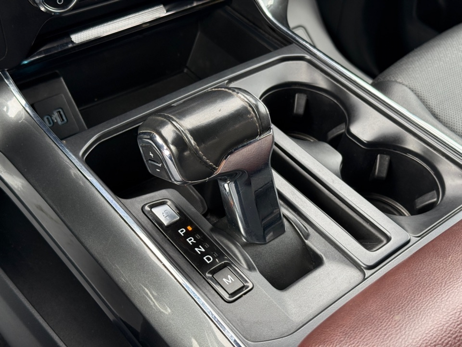 2021 Ford F-150 LARIAT, 38567, Photo