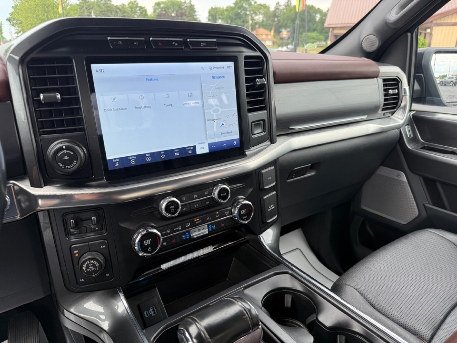 2021 Ford F-150 LARIAT, 38567, Photo