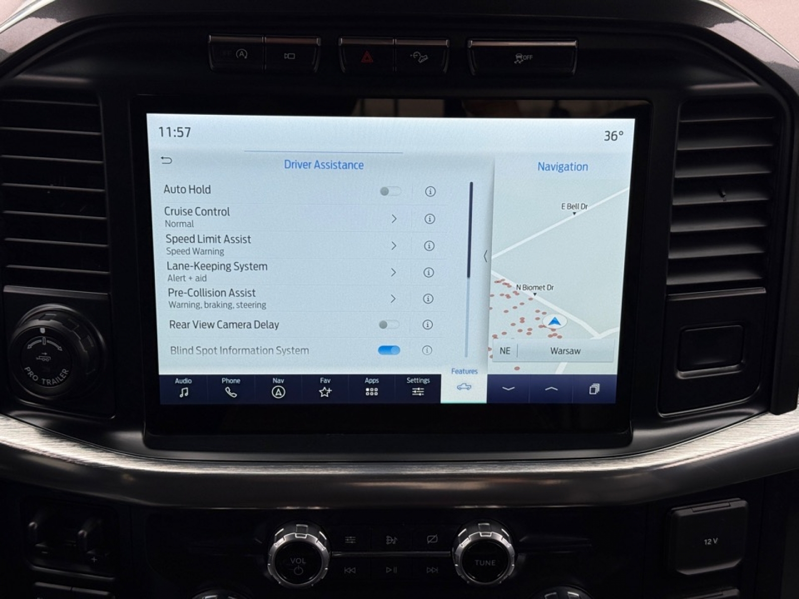 2021 Ford F-150 LARIAT, 39233, Photo