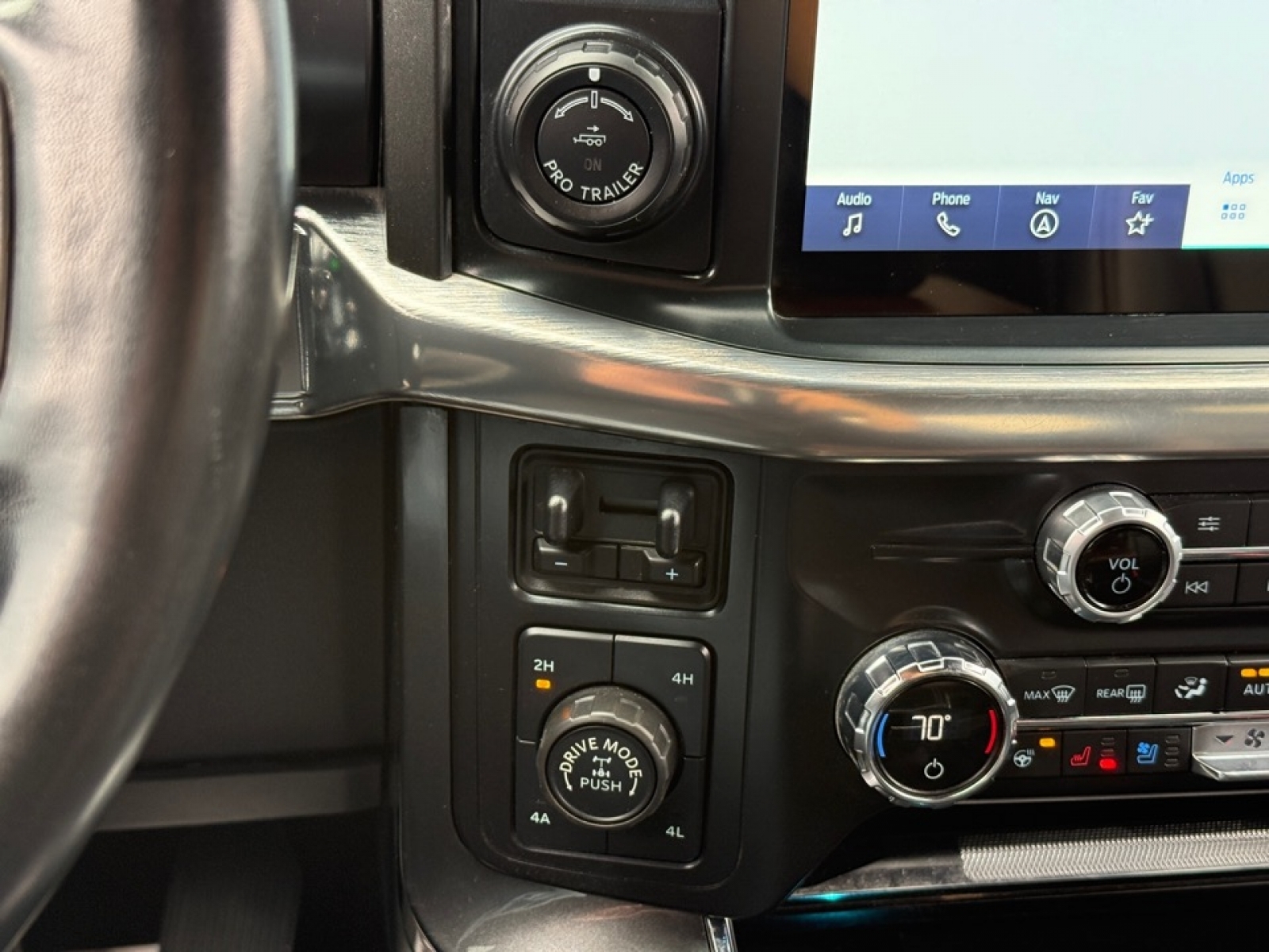 2021 Ford F-150 LARIAT, 39233, Photo