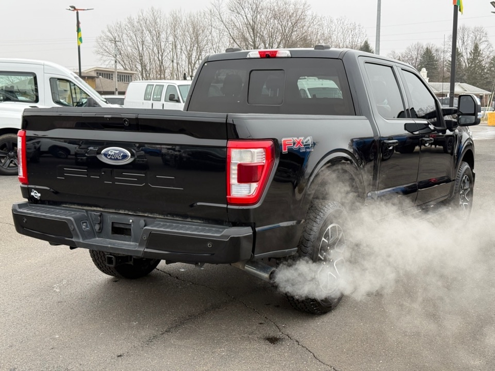 2021 Ford F-150 LARIAT, 39233, Photo